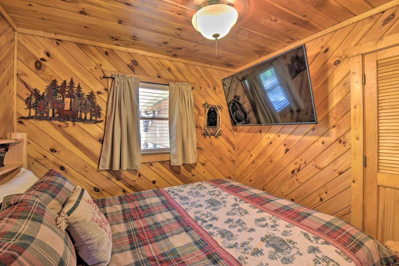 Helen Cabin With Deck And Hot Tub Less Than Half Mi To Main St מראה חיצוני תמונה