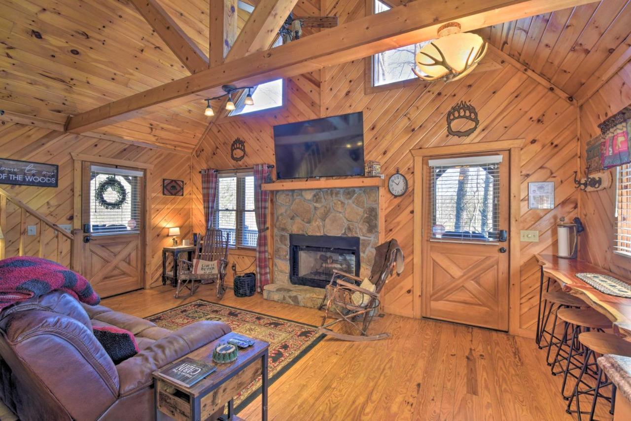 Helen Cabin With Deck And Hot Tub Less Than Half Mi To Main St מראה חיצוני תמונה