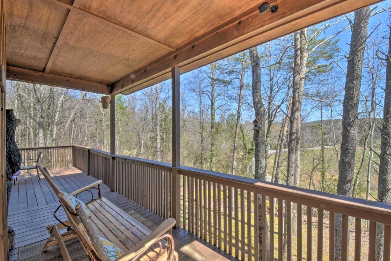 Helen Cabin With Deck And Hot Tub Less Than Half Mi To Main St מראה חיצוני תמונה