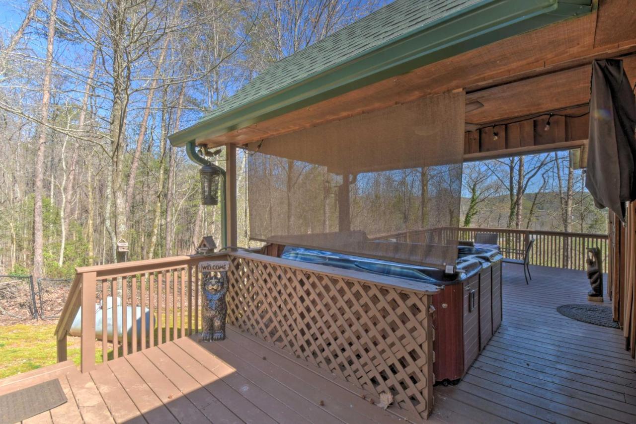 Helen Cabin With Deck And Hot Tub Less Than Half Mi To Main St מראה חיצוני תמונה