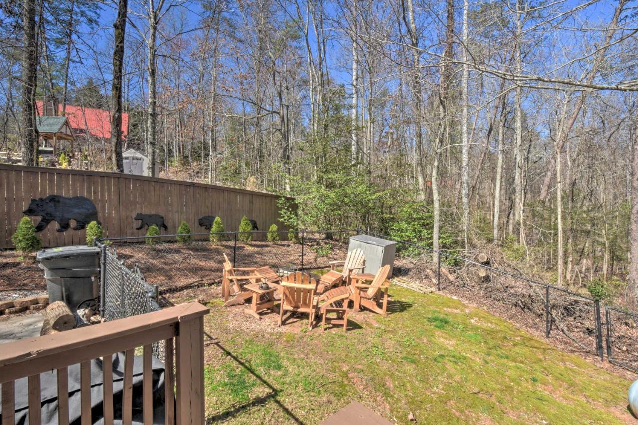 Helen Cabin With Deck And Hot Tub Less Than Half Mi To Main St מראה חיצוני תמונה